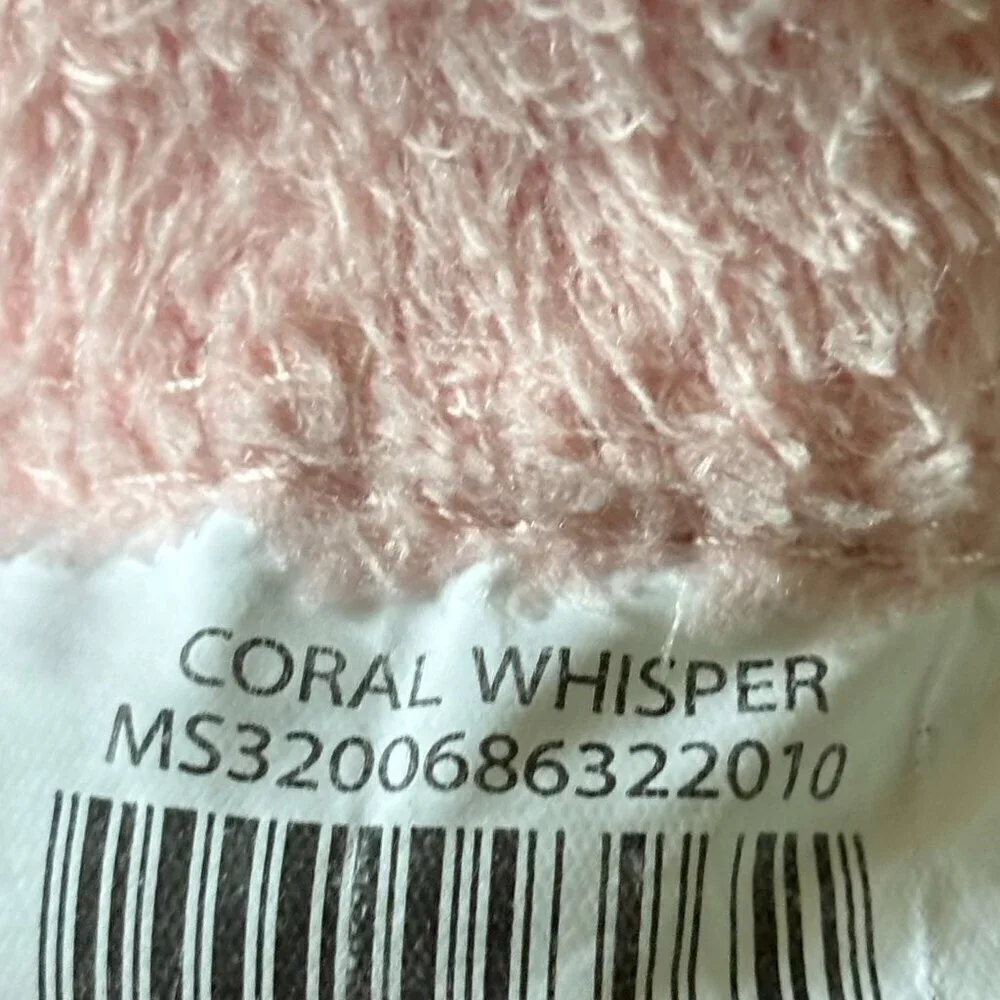 Mainstays pink pom pom blanket